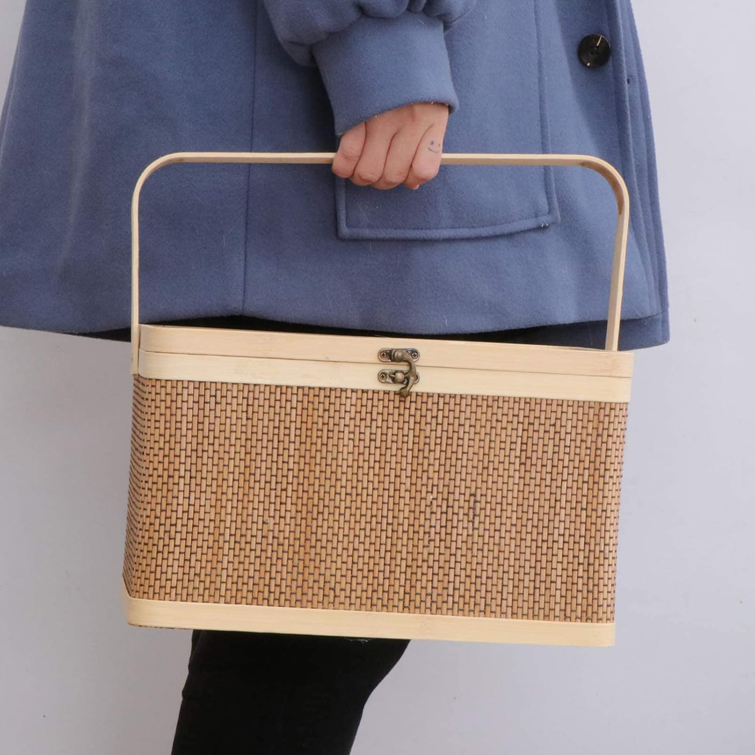 Bamboo Woven Storage Basket with Lid and Handle, 32x22x20cm