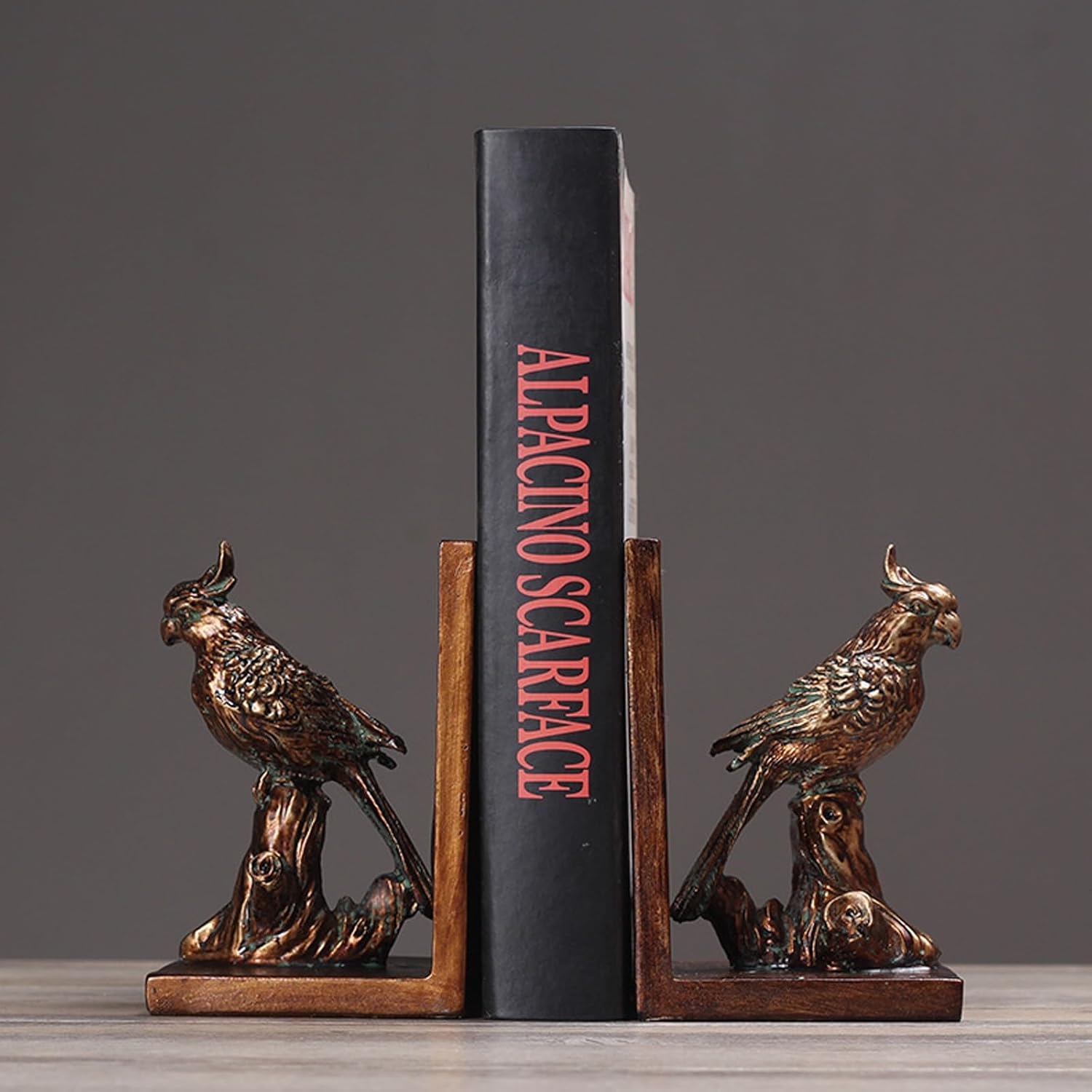 Pair of American Parrot Decorative Resin Bookends for Desktop