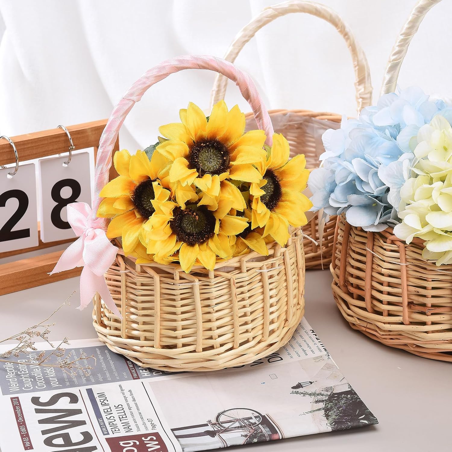 White Wicker Flower Girl Basket with Handle, Small
