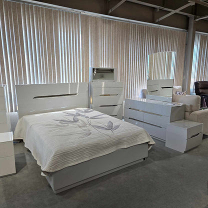 Lessie High Gloss Lacquer Night Stand Grey SB286NS